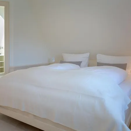 Hideaway بيت للعطل *